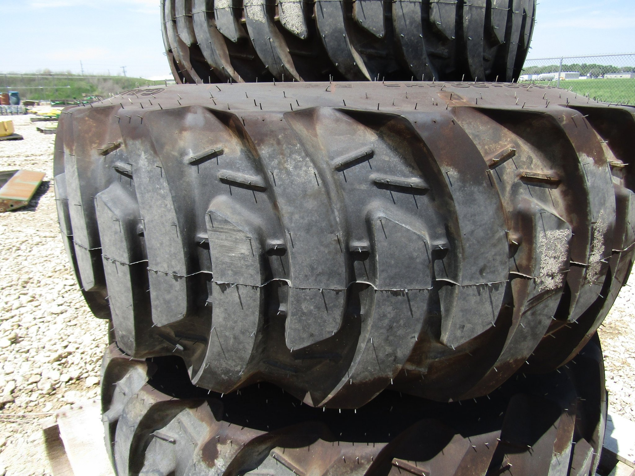 (4) Tires and Wheels Set thumbnail 6