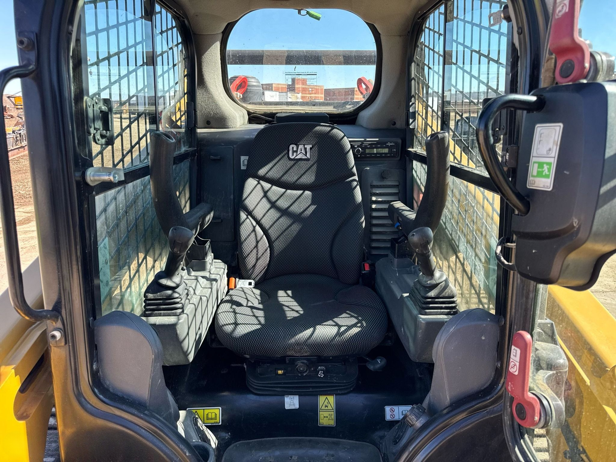 2022 Caterpillar 259D3 Tracked Skid Steer Loader thumbnail 7