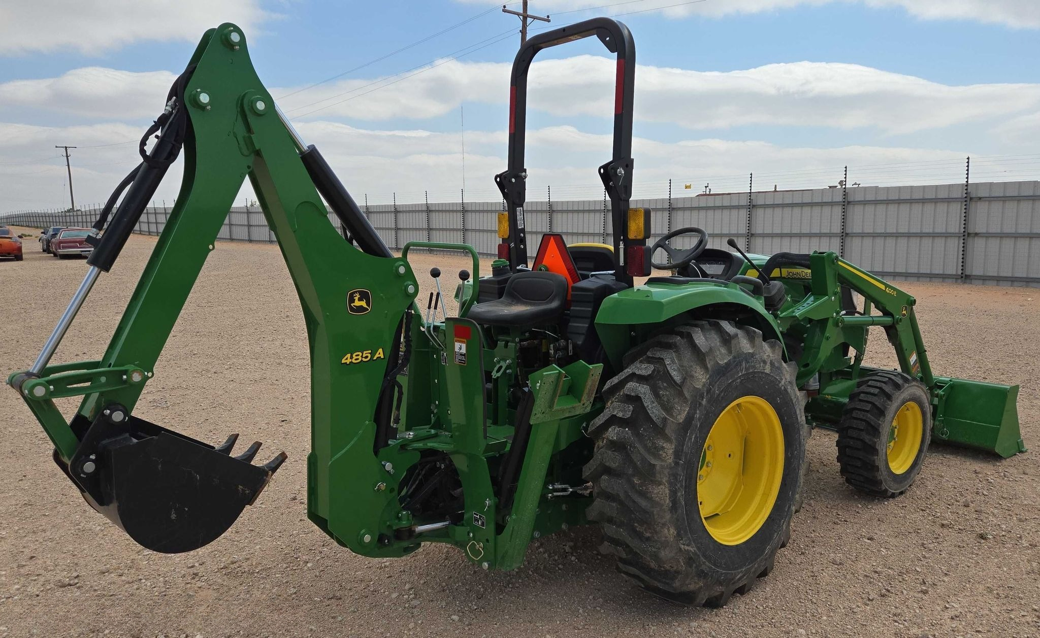 2023 John Deere 4066M Tractor thumbnail 2