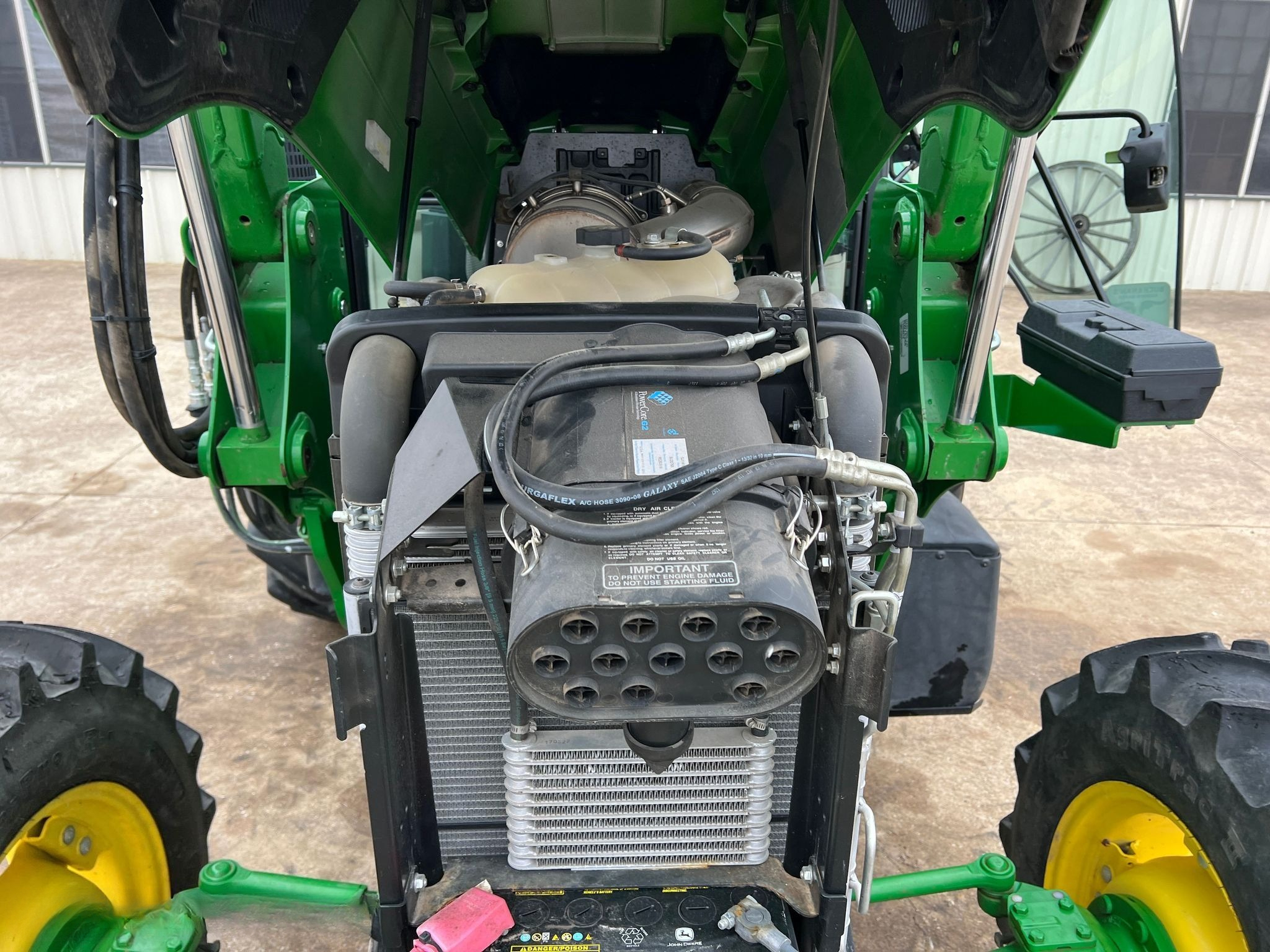 2017 John Deere 5100E MFWD Tractor thumbnail 9