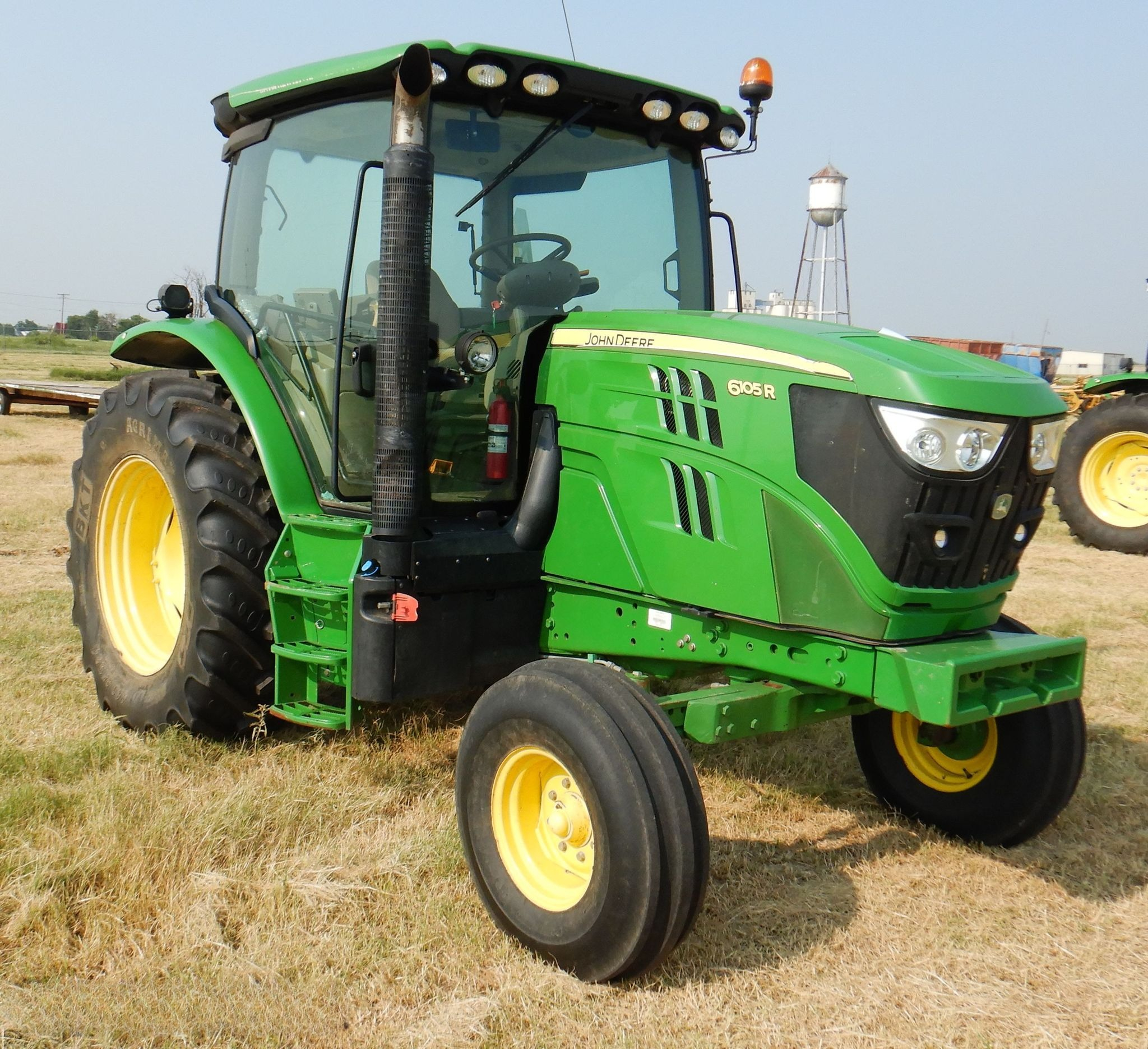 John Deere 6105R Tractor thumbnail 2