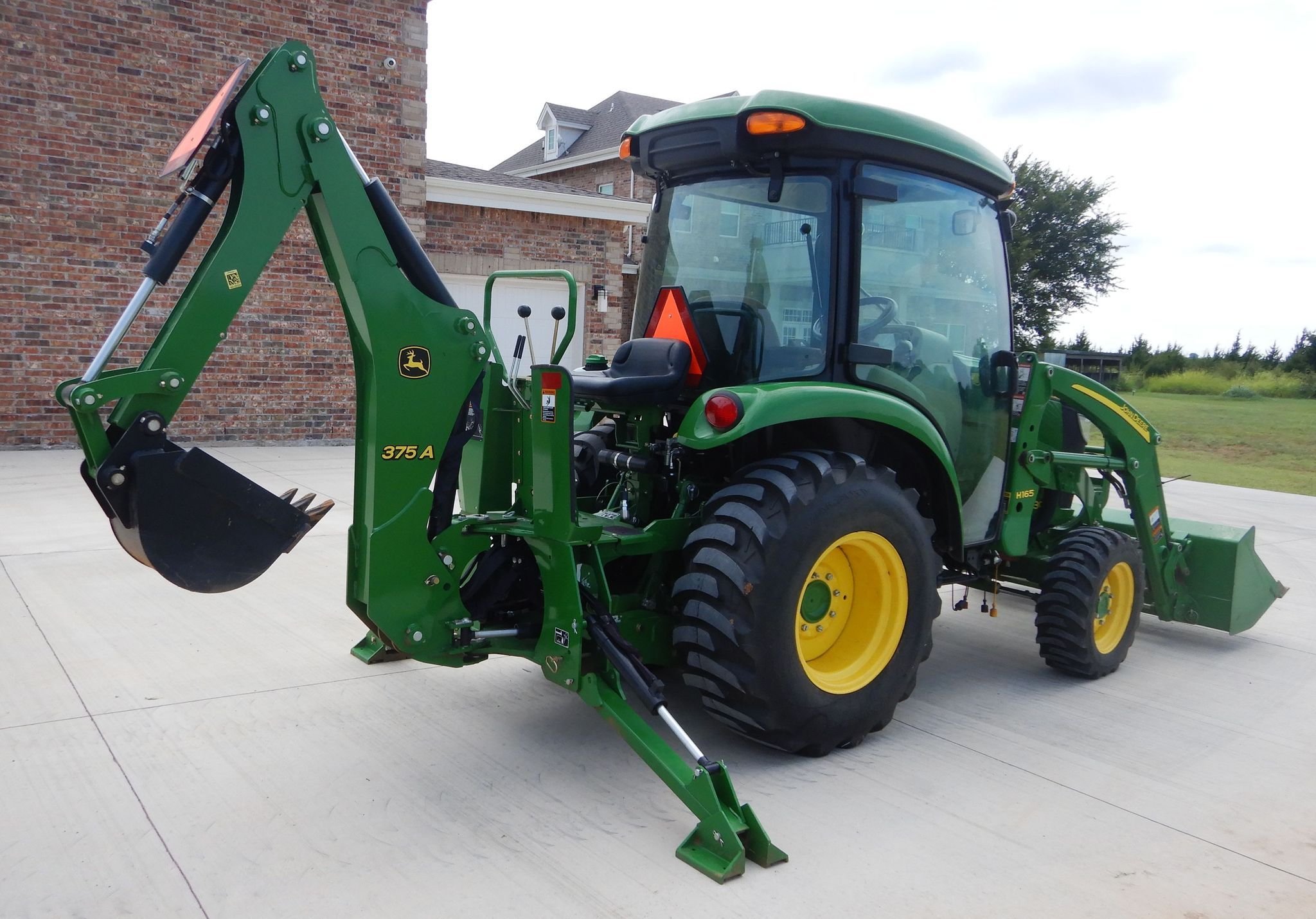 2021 John Deere 3039R thumbnail 2
