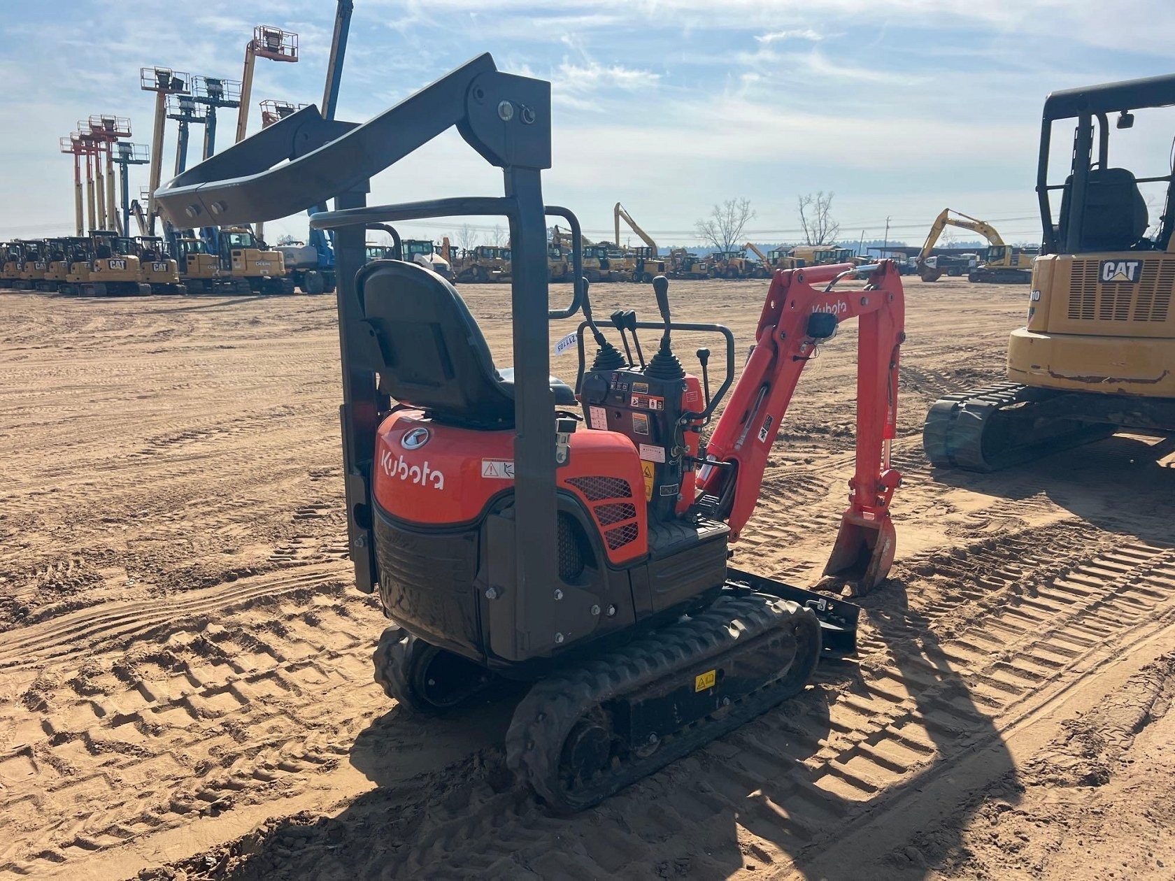 2022 Kubota K008-3 Excavator thumbnail 3